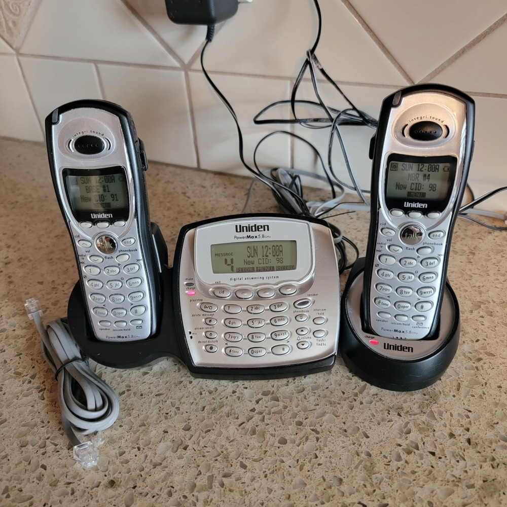 Uniden TRU8885-2 5.8 GHz Handset 2 Lines Cordless Phone From the Manufacture